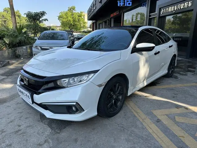 Honda Civic 220TURBO CVT Dynamic Version Country VI