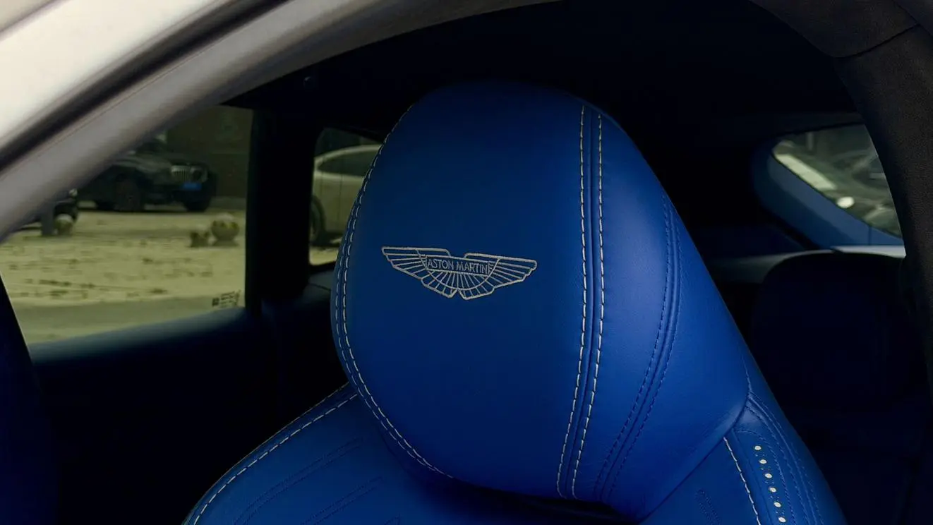 Aston Martin Aston Martin DBX 4.0T V8 Silk Road Zhihong