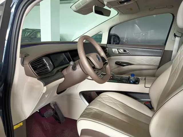 Denza Denza D9 DM 970 four-wheel drive flagship