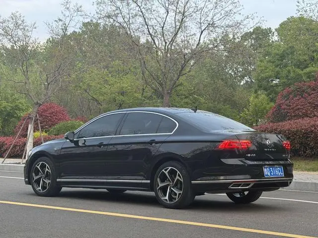 Volkswagen Magotan 2 million commemorative edition 330TSI DSG Luxury models
