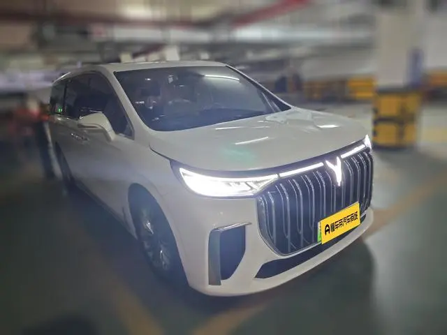 VOYAH Lantu Dreamer PHEV Low-carbon version of the dream