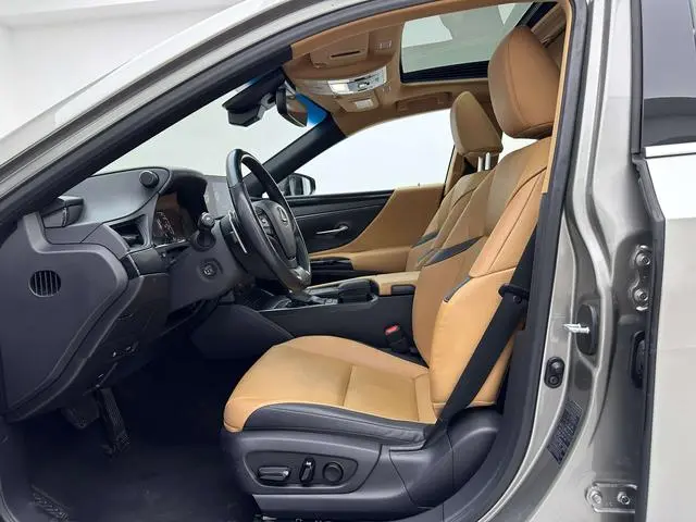 Lexus Lexus ES 200 Excellent Edition