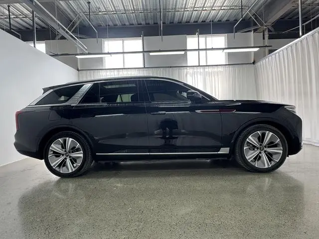 Hongqi Hongqi E-HS9 Facelifted 660km Qichang version six-seater