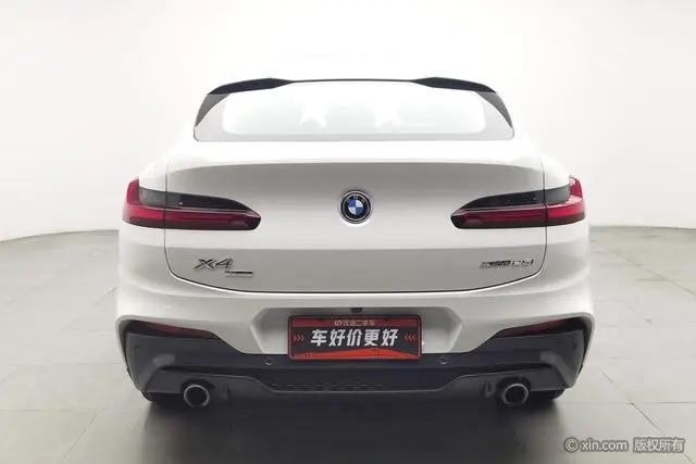 BMW BMW X4 xDrive25i M sports suit
