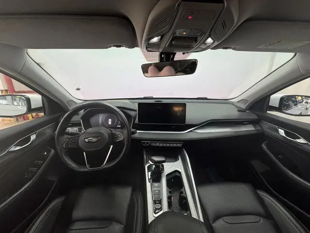 Geely Xingrui 2.0T luxury