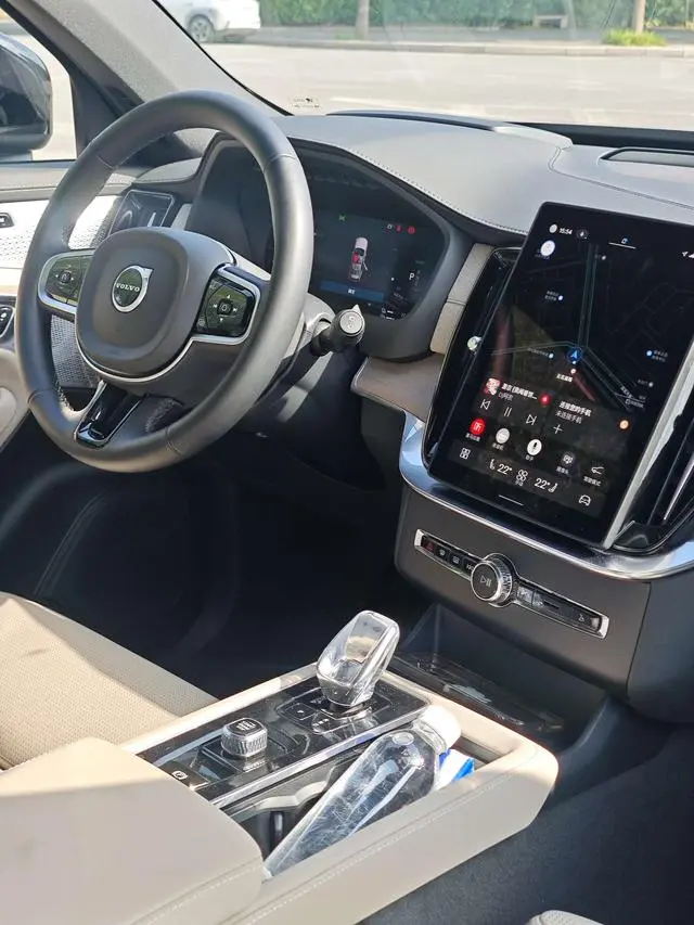Volvo Volvo XC90 PHEV E-drive hybrid T8 Long battery life Zhizun Deluxe Edition 7 Seats