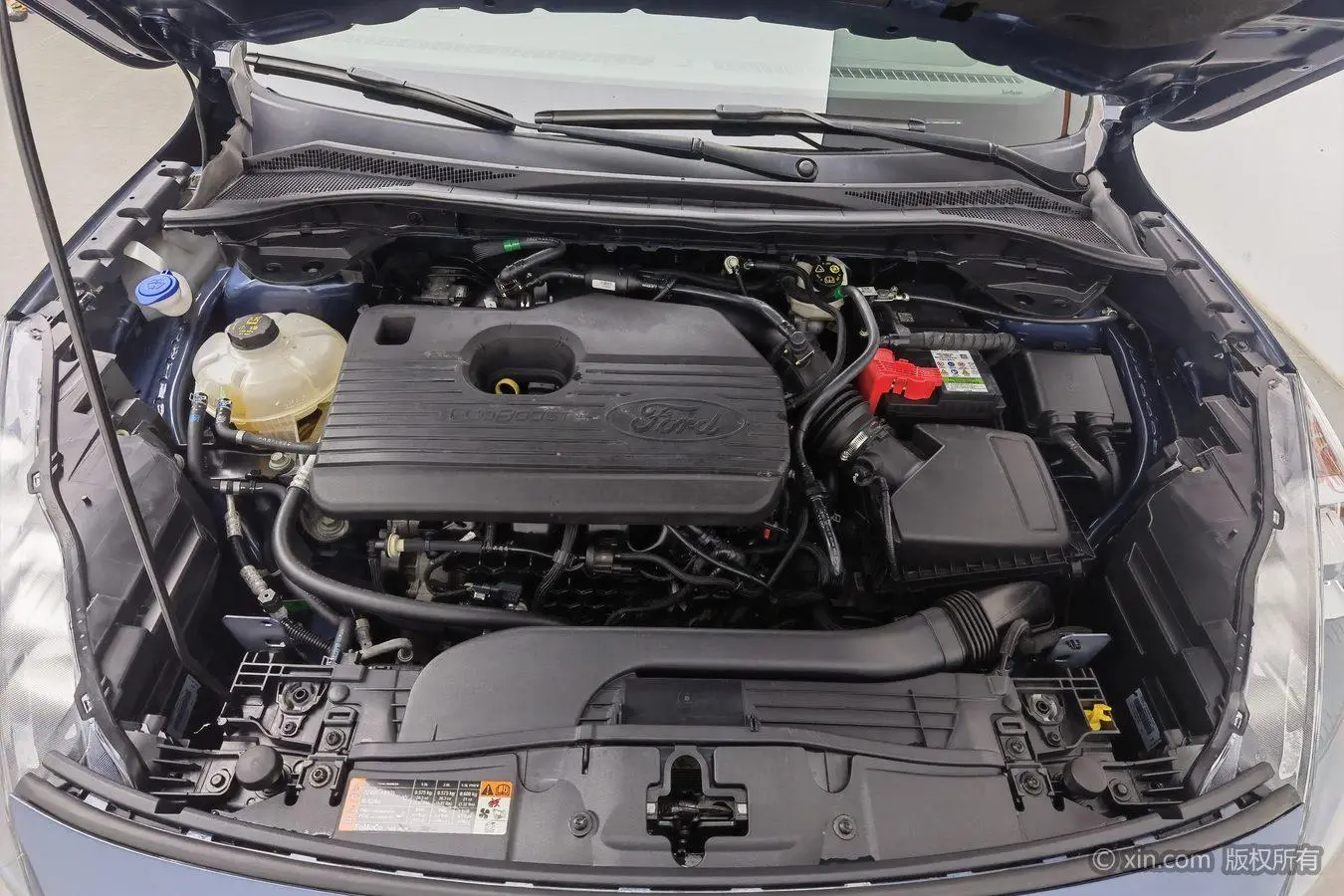 Ford Ruiji EcoBoost 245 two-wheel drive Yaoxiang model