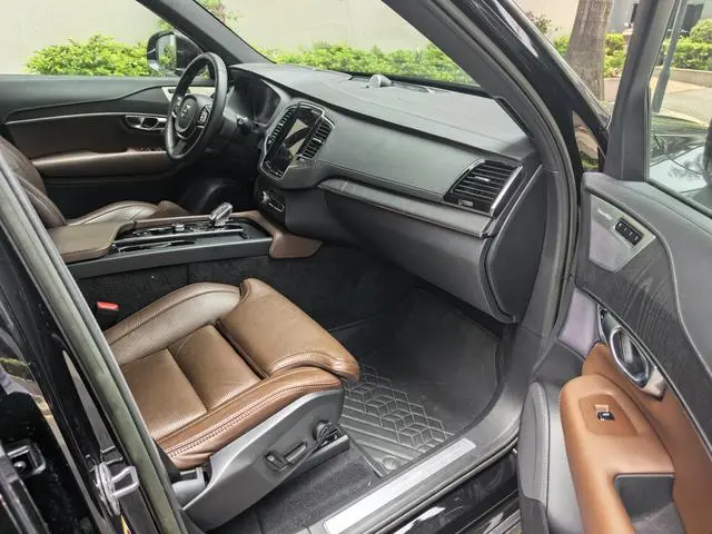 Volvo Volvo XC90 PHEV E-drive hybrid T8 Long battery life Zhizun Deluxe Edition 7 Seats
