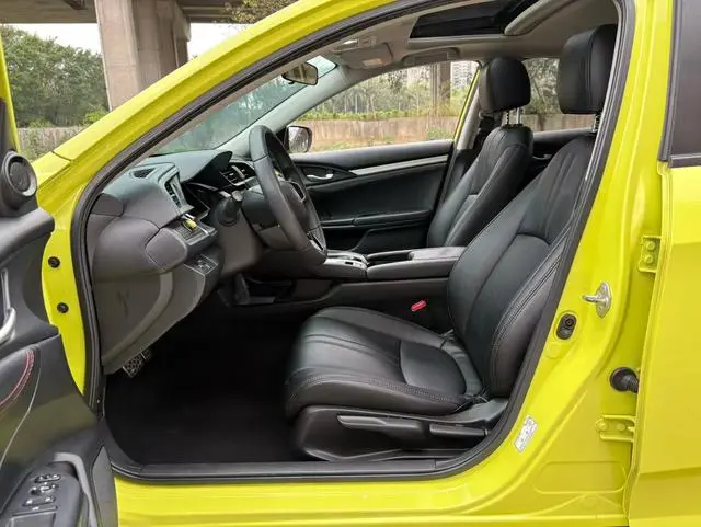 Honda Civic 220TURBO CVT combustion version Country VI