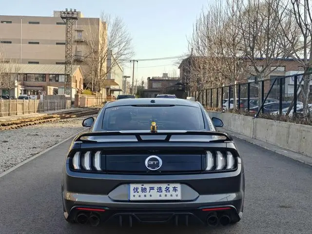 Ford Mustang 2.3T EcoBoost
