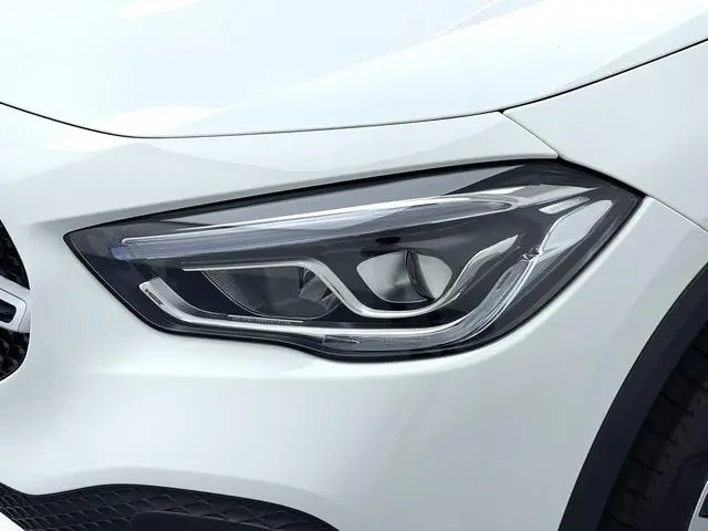 Mercedes-Benz Mercedes-Benz GLA GLA 200