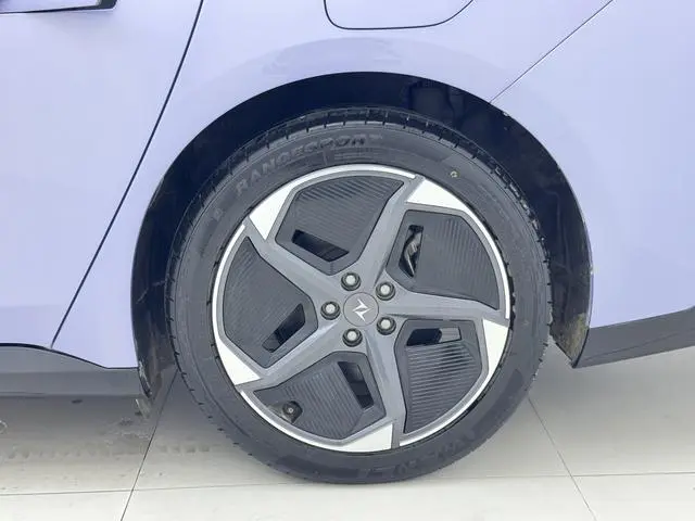 Dongfeng eπ eπ007 Pure electric 620Pro version