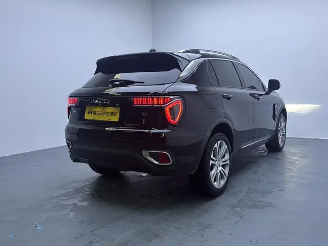 LYNK & CO Lynk 01 2.0T two-wheel drive Pro version country VI