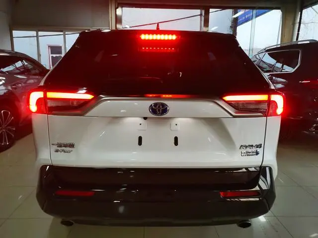 TOYOTA RAV4 Rongfang PHEV 2.5L four-wheel drive flagship Pro