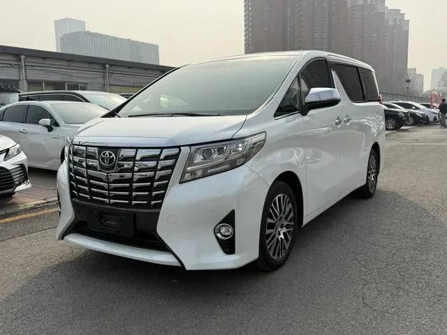 TOYOTA Elfa 3.5L Premium Edition