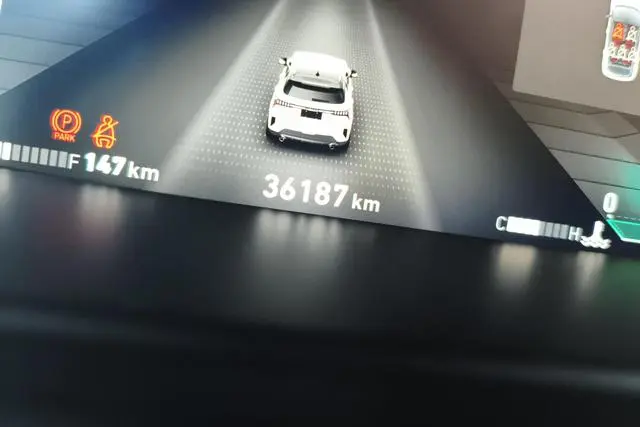 LYNK & CO Lynk 06 1.5T Yao Halo