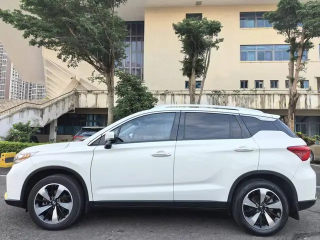 GAC Trumpchi GS4 235T automatic two-wheel drive luxury smart version