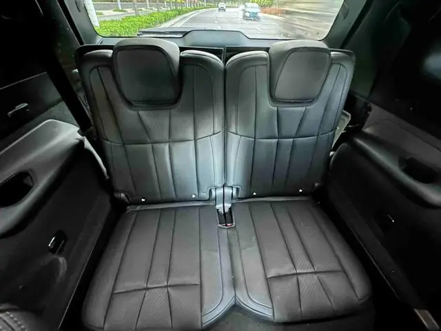 NIO NIO ES8 580KM base version six seats