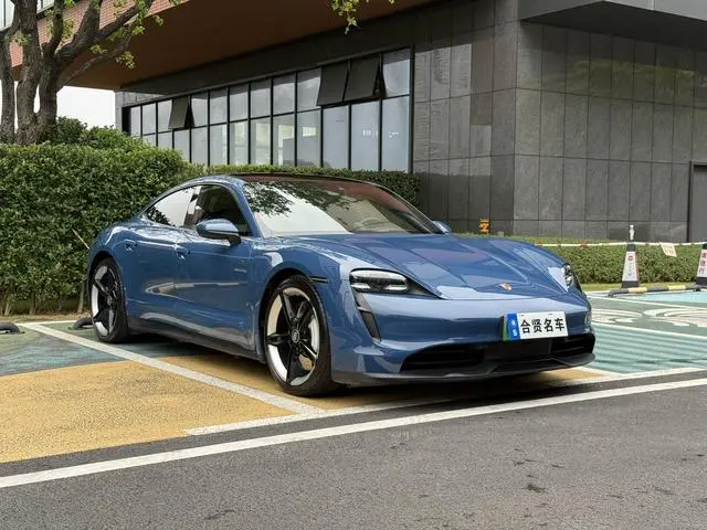Porsche Taycan Taycan