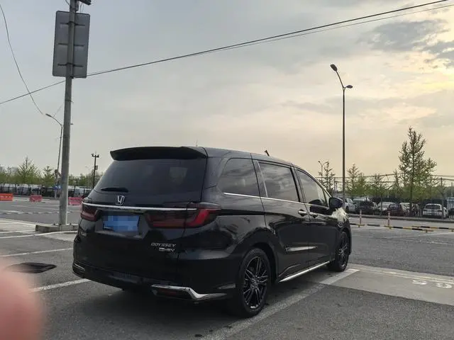 Honda Odyssey 2.0L Rui*Yaoxiang Edition