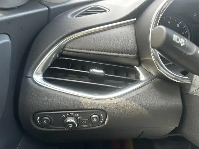 Chevrolet Mai Ruibao XL 535T automatic sharp version