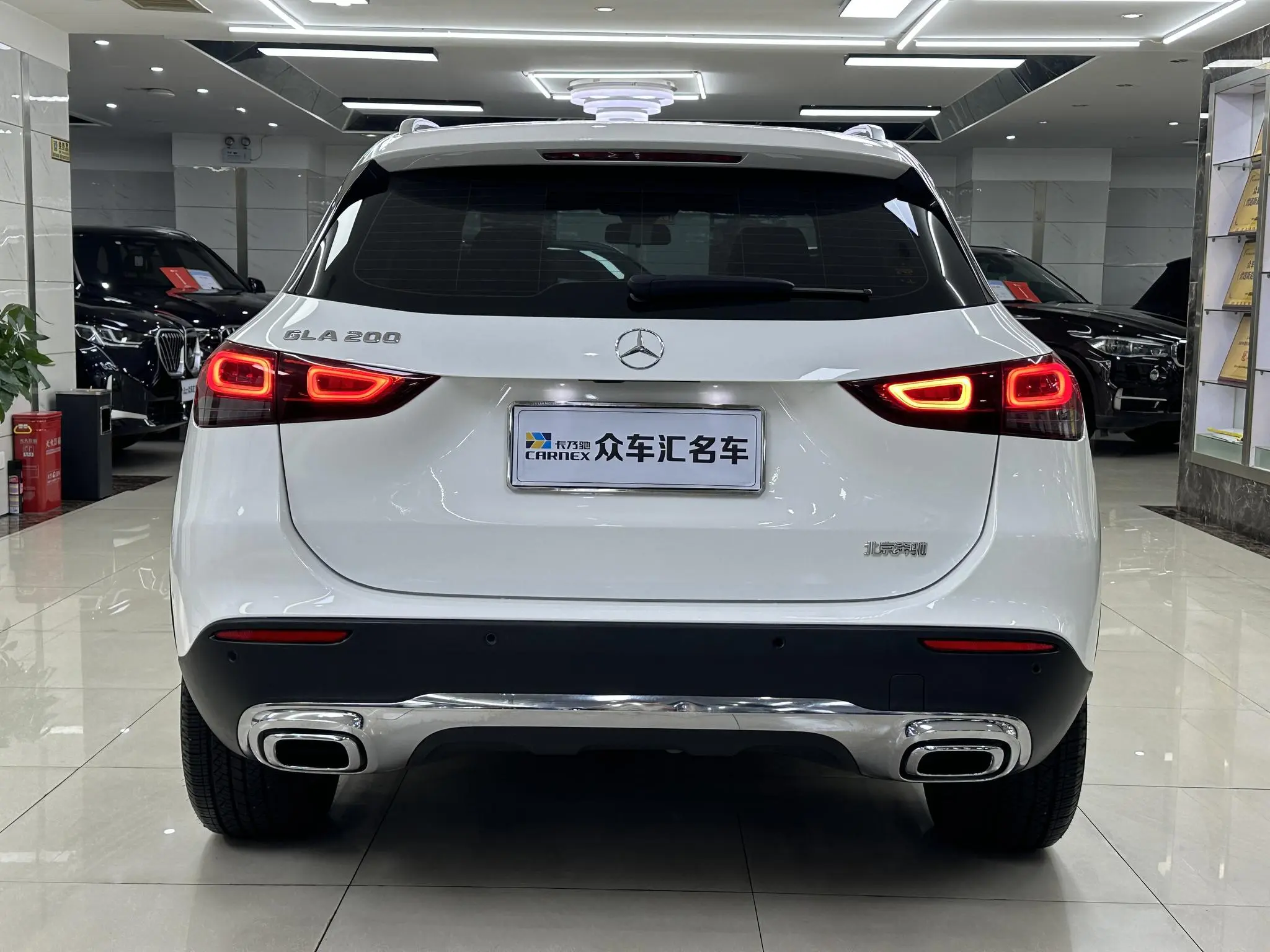 Mercedes-Benz Mercedes-Benz GLA GLA 200