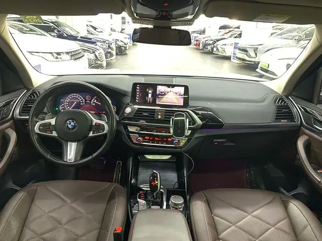 BMW BMW X3 xDrive28i M sports suit country V