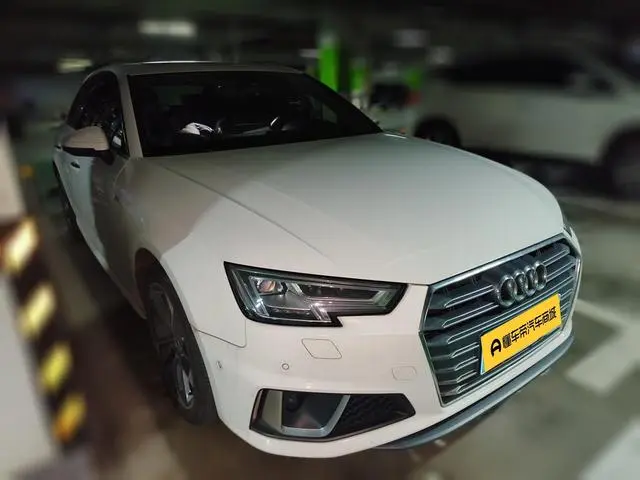 Audi Audi A4L 40 TFSI sporty Country VI
