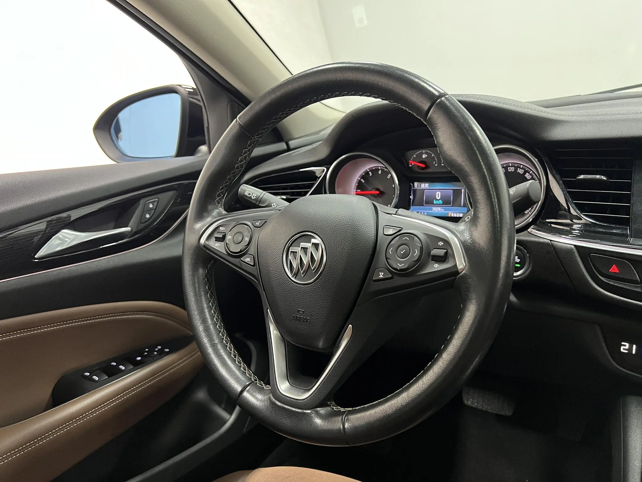 Buick Regal 20T Elite Country VI