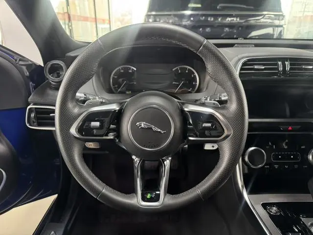 Jaguar Jaguar XEL 2.0T 200PS R-DYNAMIC S Enterprising Sports Edition
