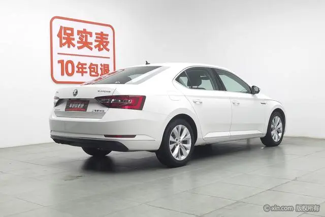 Skoda Speed pie ZI330 DSG Comfort Edition Country V