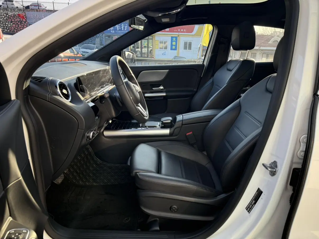 Mercedes-Benz Mercedes-Benz GLA Facelift GLA 200