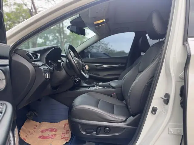 Infiniti Infiniti QX50 2.0T four-wheel drive smart version