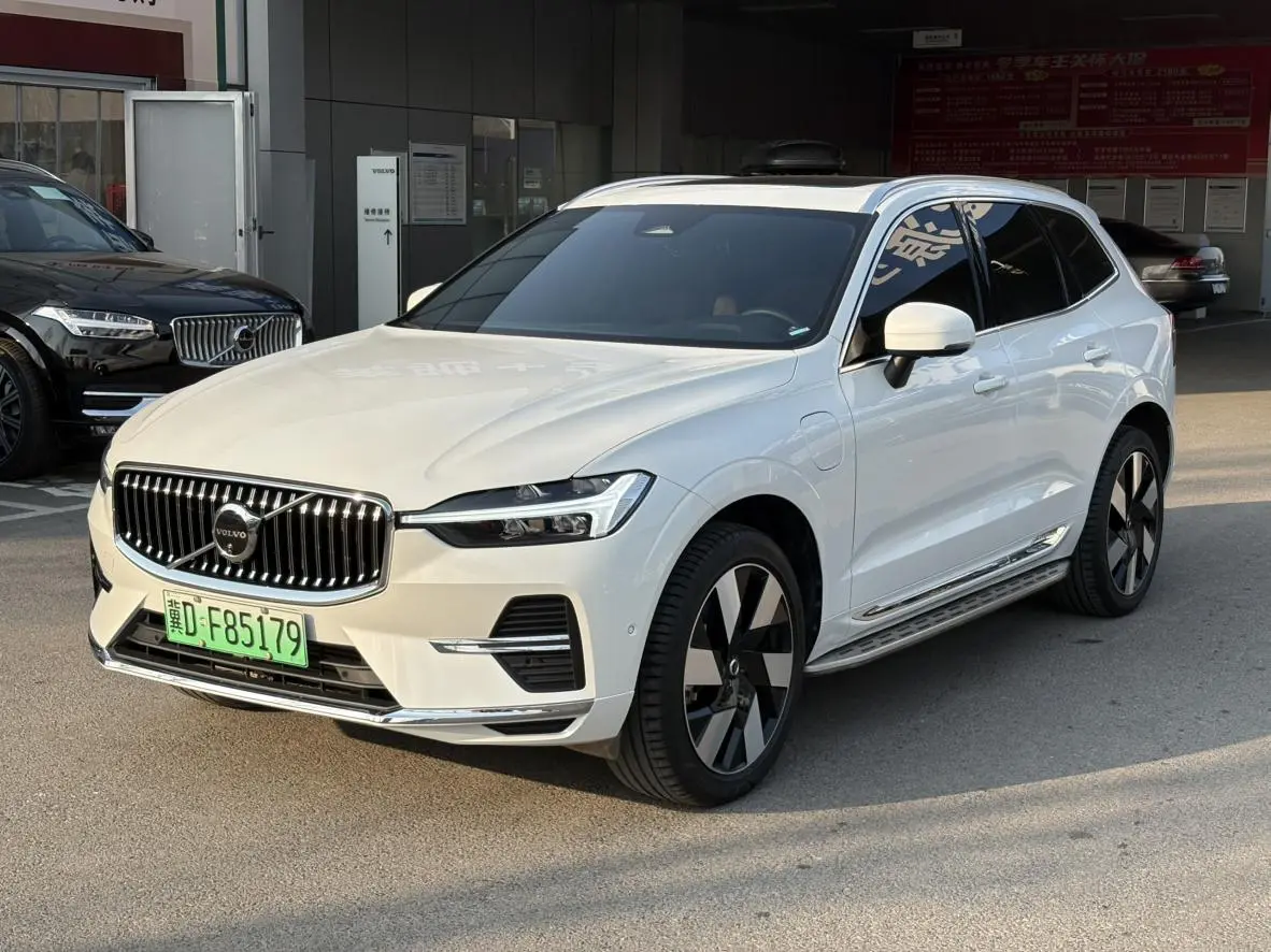 Volvo Volvo XC60 PHEV T8 four-wheel drive long battery life Zhiyuan Deluxe Edition