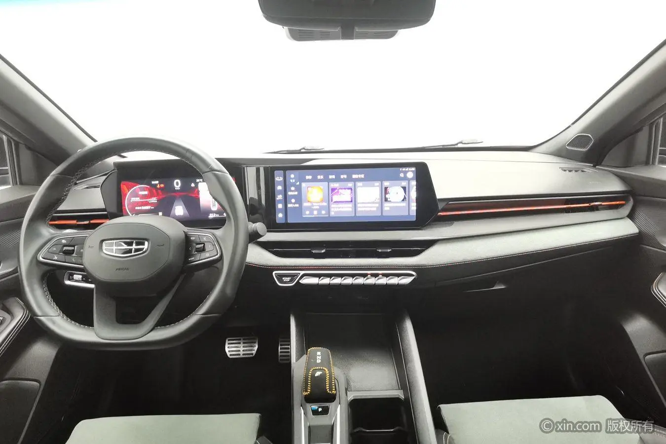Geely Binrui Binrui COOL 1.5T DCT Thunder Edition