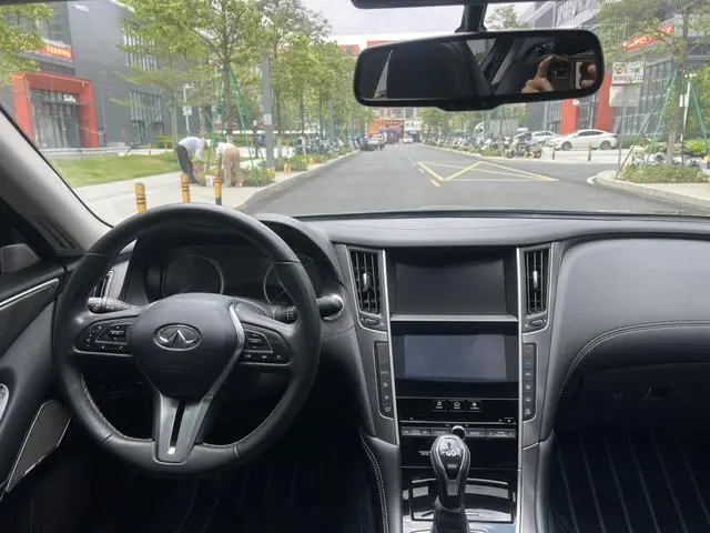 Infiniti Infiniti Q50L 2.0T Premium Version Country VI