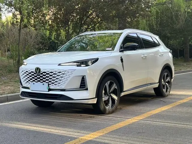 Changan Changan CS55 PLUS The third generation 1.5T DCT premium type