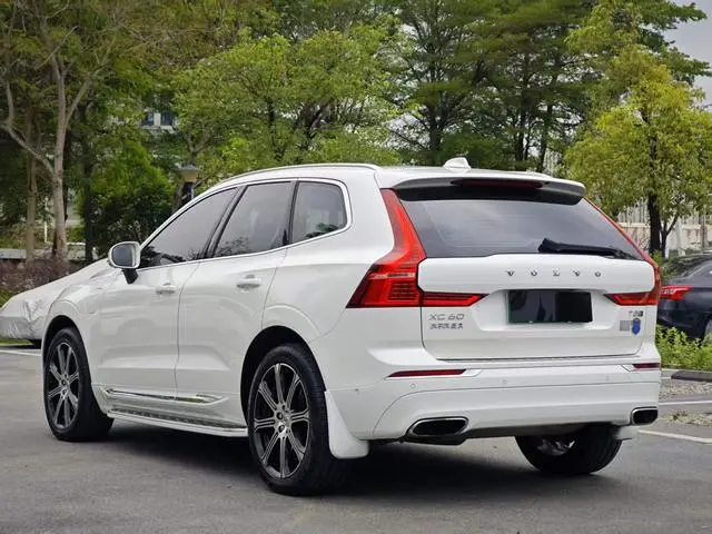 Volvo Volvo XC60 PHEV T8 E-drive Hybrid Zhizun Deluxe Edition Country V