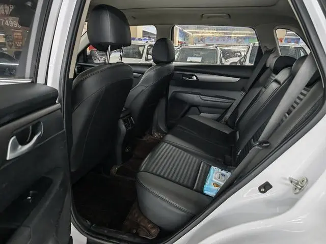 Kia Smart running 2.0L Automatic Smart Enjoy Deluxe Edition