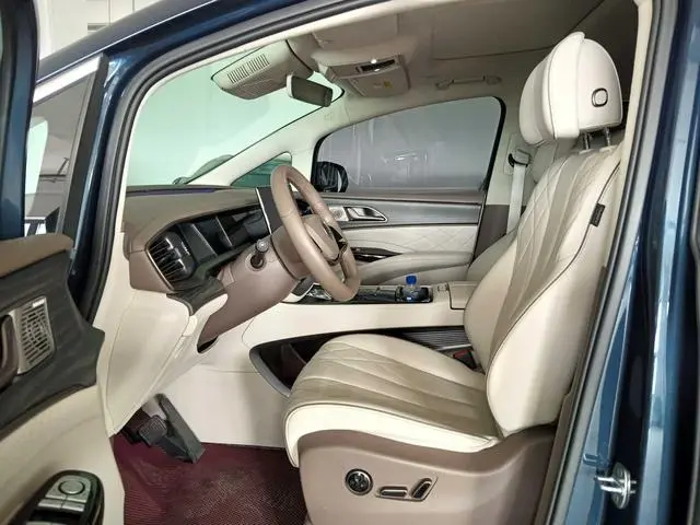 Denza Denza D9 DM 970 four-wheel drive flagship