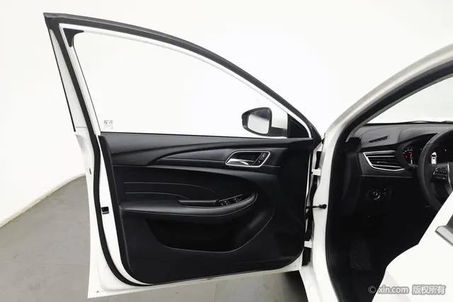 Roewe Roewe Ei5 Internet Deluxe Edition