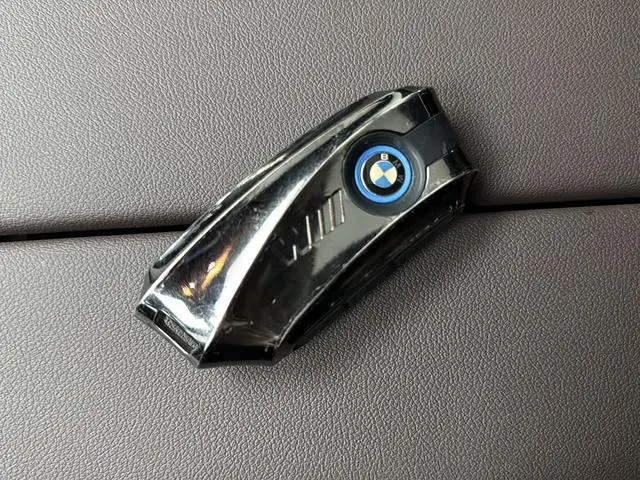 BMW BMW iX xDrive40