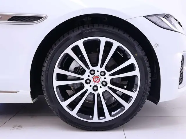 Jaguar Jaguar XFL 2.0T P250 two-wheel drive Exclusive Deluxe Edition