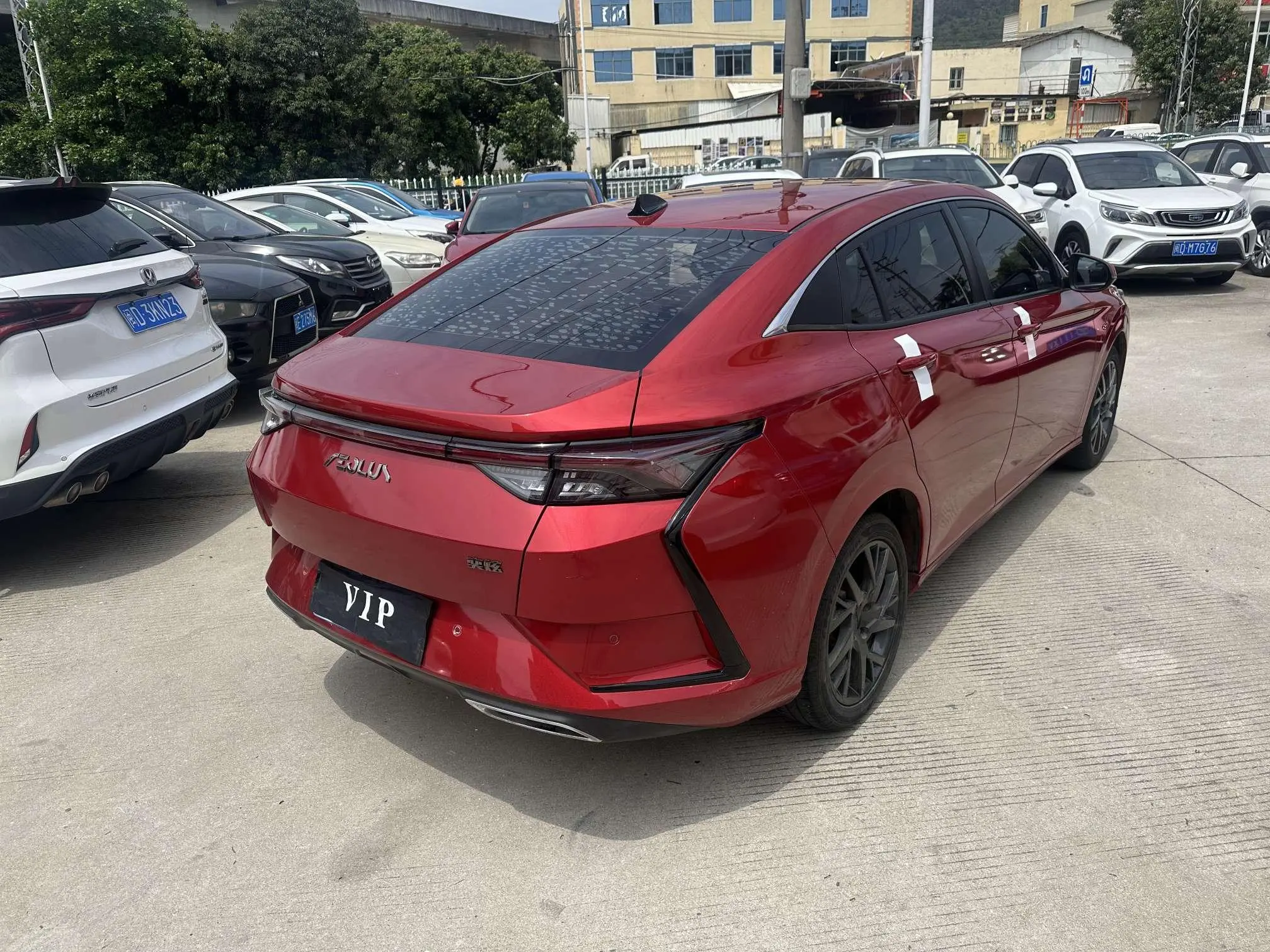 Dongfeng Fengshen Yi Hyun 230T automatic dazzling Track Rider Version
