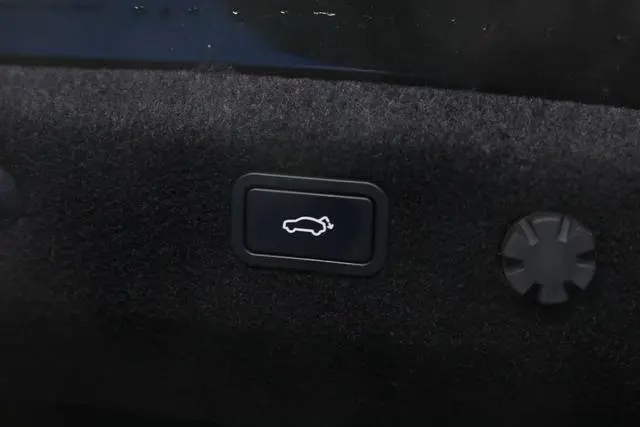 LYNK & CO Lynk &Co. 07 EM-P 126 long battery life Ultra