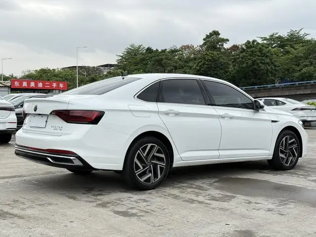 Volkswagen Sagitar 280TSI DSG Beyond Edition