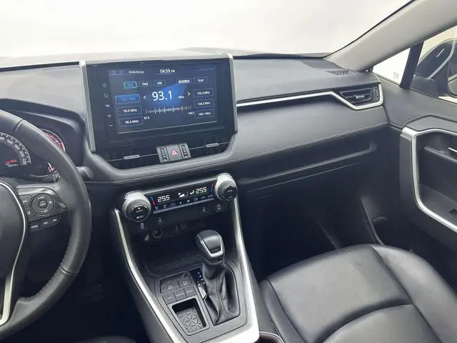 TOYOTA RAV4 Rongfang 2.0L CVT two-wheel drive fashion Plus version
