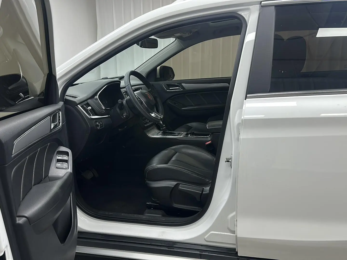 Roewe Roewe RX5 20T automatic 4G interconnection million models