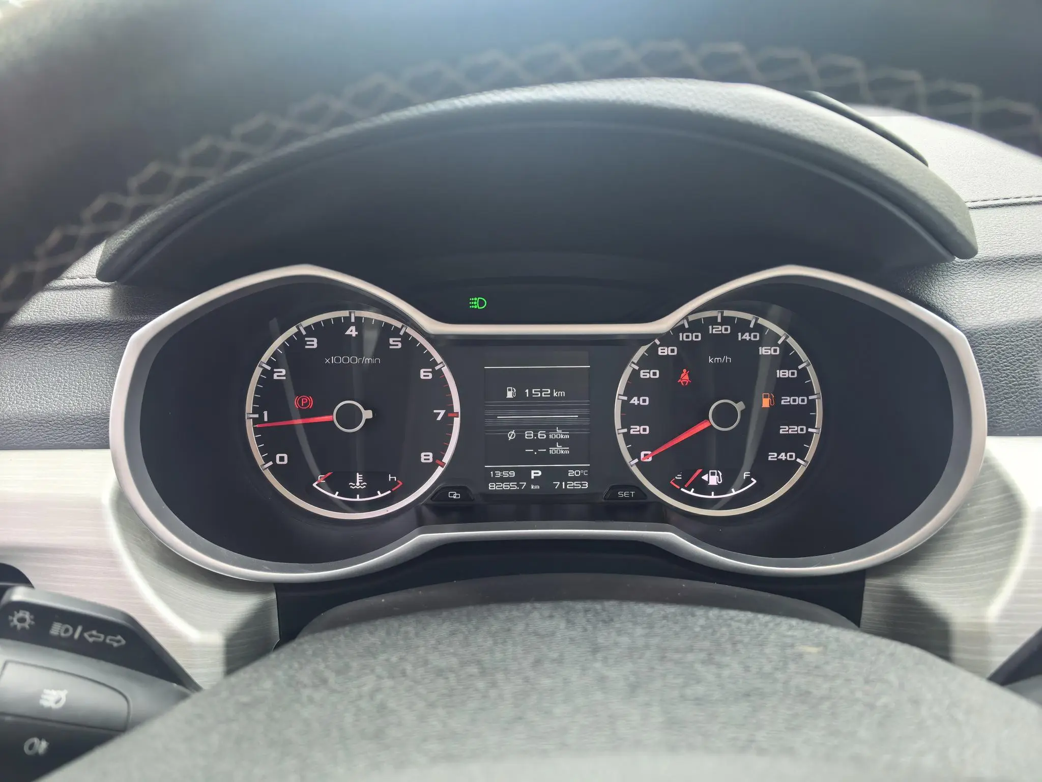 Geely Boyue 1.8TD automatic two-wheel drive intelligent 4G connected version