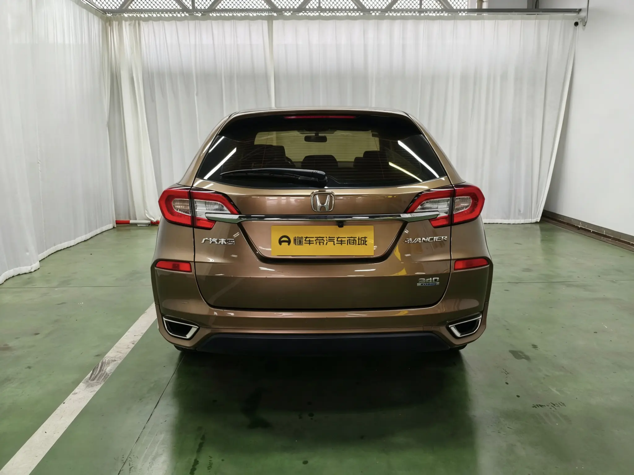 Honda Crown Road 240TURBO two-wheel drive Comfort edition